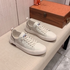 Fendi Low Shoes